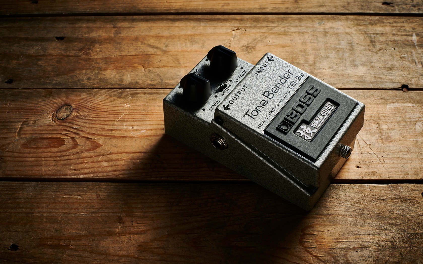 Boss Waza Craft TB-2W Tone Bender, un fuzz legendario rediseñado